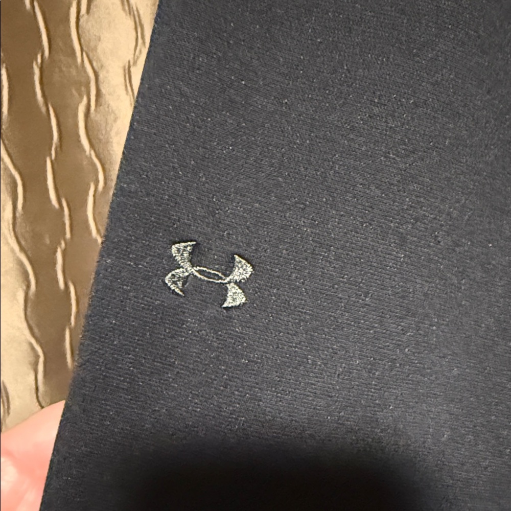 Under Armour Mens Black Joggers small - Picture 2 of 5